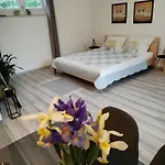 Mirijana 公寓 普拉