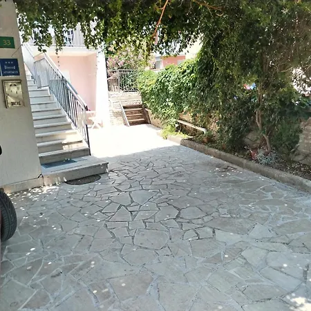 Apartment Mirijana *